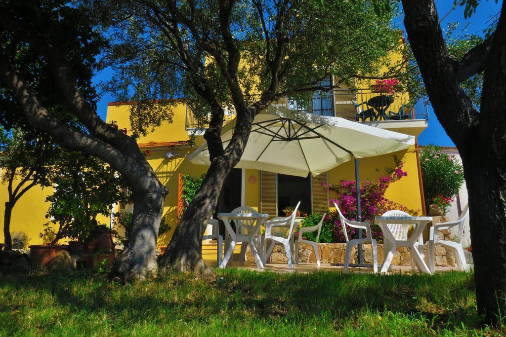B&B Baia Turchese Porto Ottiolu Exterior photo